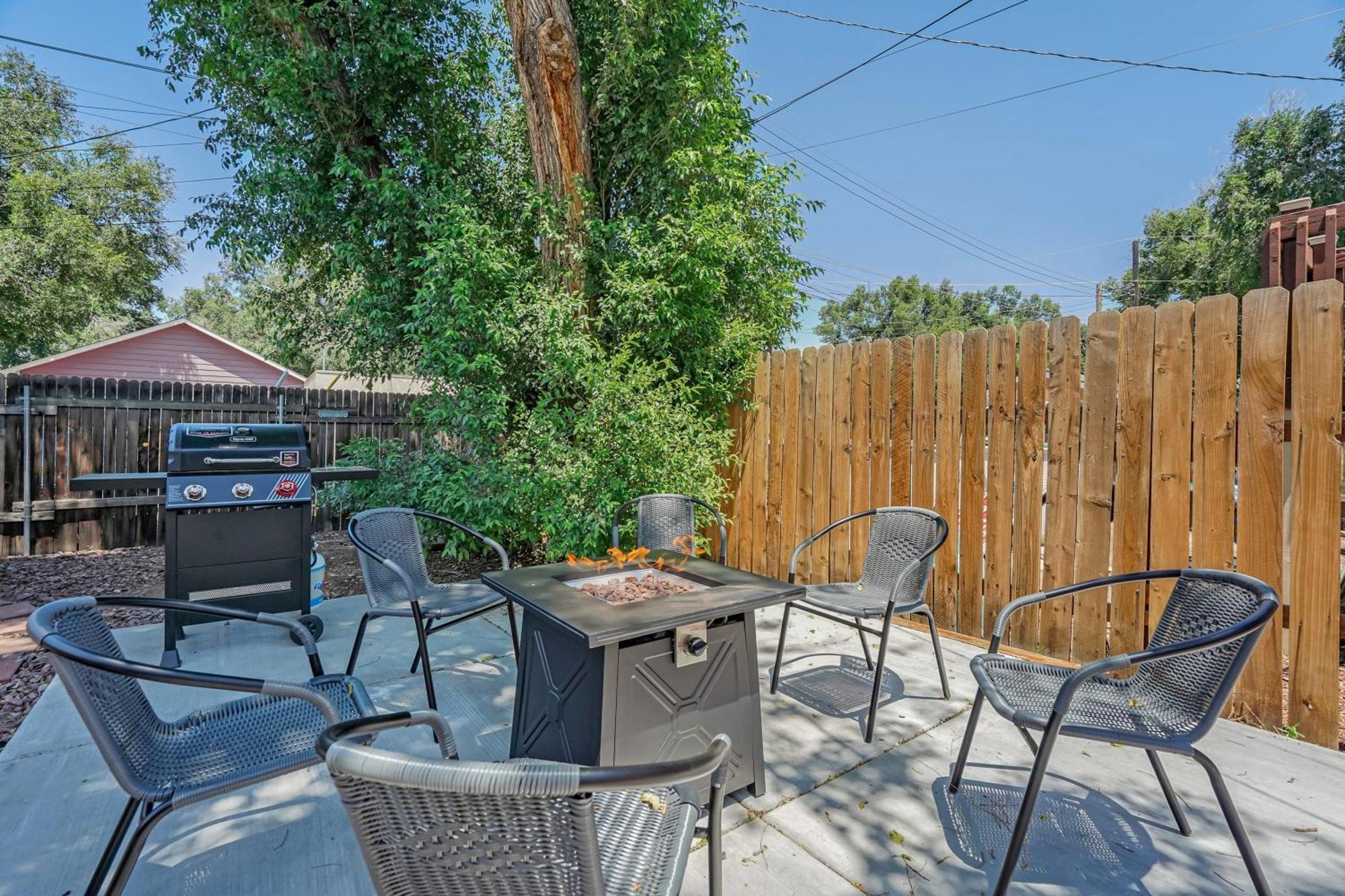 Neighborly Heights - Downtown King Bbq Fire Pit Villa Colorado Springs Exterior foto